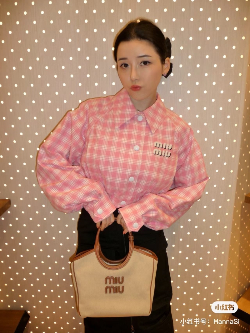 Miu Miu Tote Bags